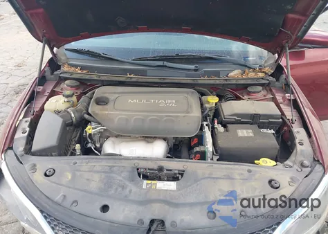 2016 Chrysler 200 Limited Platinum from USA, damaged, VIN 1C3CCCAB1GN179835